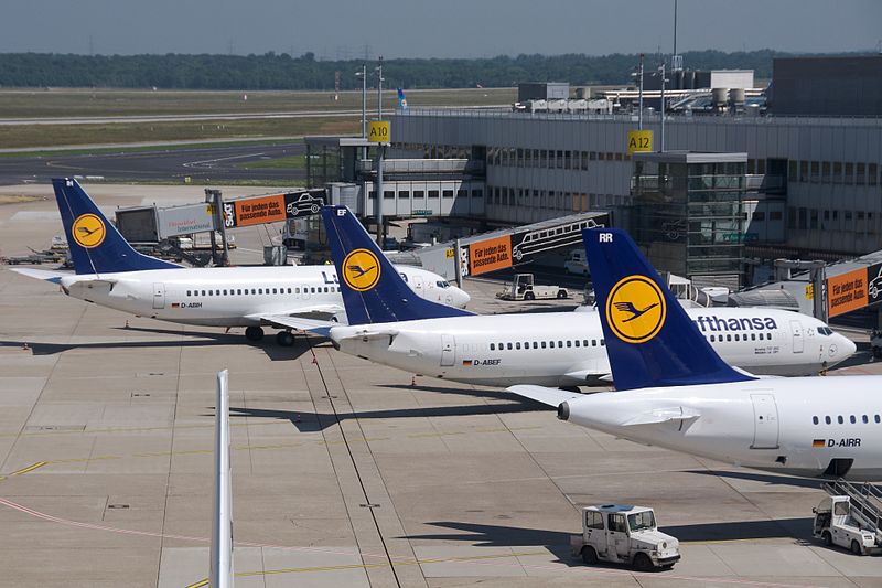 Lufthansa à l'aéroport international de Düsseldorf