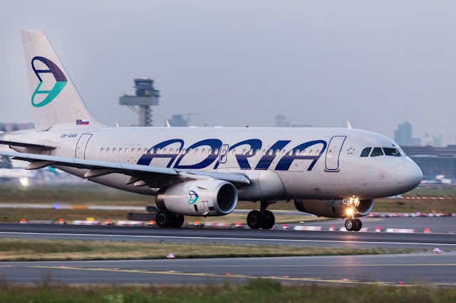 Aerien airline La Slovenie poursuit les negociations sur le transporteur