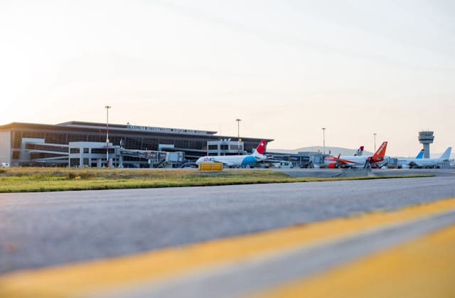 Aerien-airline-Les-aeroports-EX-YU-accueillent-51-millions-de-passagers